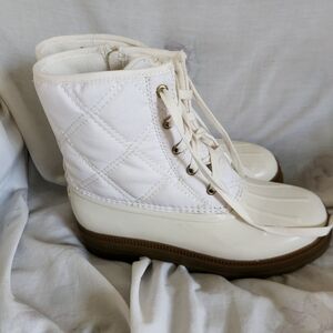Women's White Quilted Boots